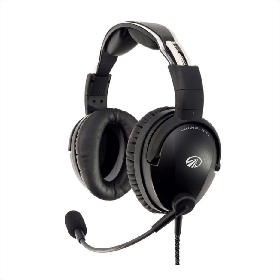 Zwarte Lightspeed headset met microfoonarm en oorkussens.